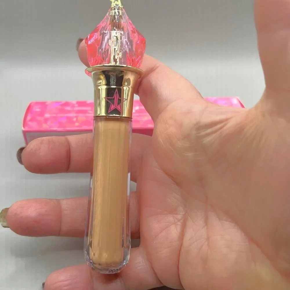 Jeffree Star Magic Star Concealer - Shade C19.5